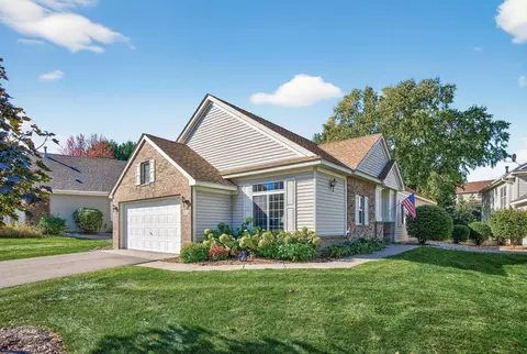 2639 Oak Ridge Trl, Woodbury, MN 55125