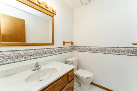 Bath - 4412 Newcastle Ln NW, Rochester, MN 55901 photo 1 of 4
