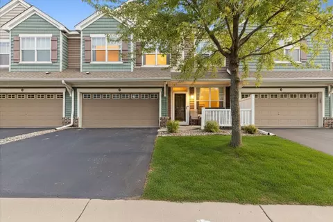 1944 Commonwealth Blvd #3, Chanhassen, MN 55317