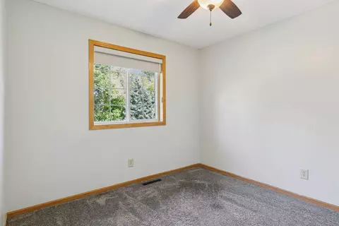 Bedroom - 2098 Willow Cir, Centerville, MN 55038 photo 5 of 6
