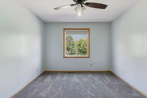 Bedroom - 2098 Willow Cir, Centerville, MN 55038 photo 3 of 6