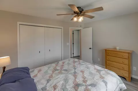 Bedroom - 44094 Mosquito Heights Rd, Perham, MN 56573 photo 5 of 7