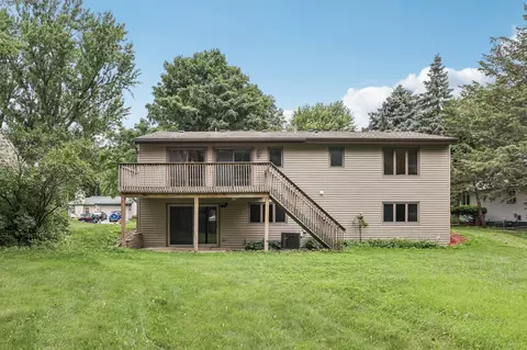 Exterior - 3158 Quarry Ct, Eagan, MN 55121 photo 4 of 4