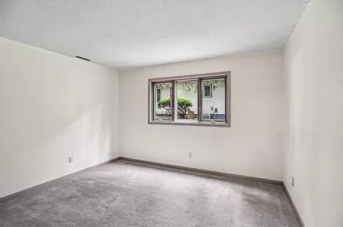 Bedroom - 3158 Quarry Ct, Eagan, MN 55121 photo 3 of 4