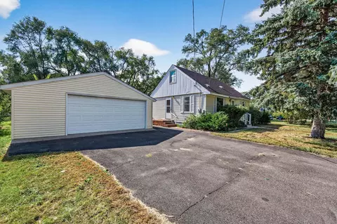 151 E 84th St, Bloomington, MN 55420