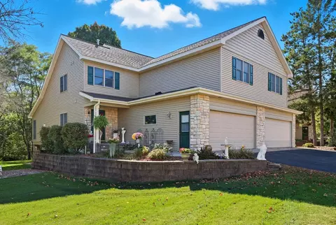 1482 Riverside Dr #1482, River Falls, WI 54022