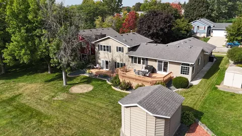 2418 60th St NW, Rochester, MN 55901