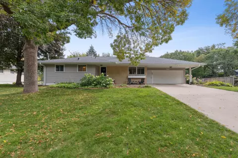 5235 Kimberly Rd, Minnetonka, MN 55345