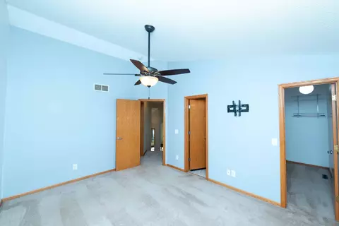 Bedroom - 973 Wildflower Ct, Eagan, MN 55123 photo 2 of 6
