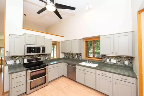 Other - 973 Wildflower Ct, Eagan, MN 55123 photo 8 of 12