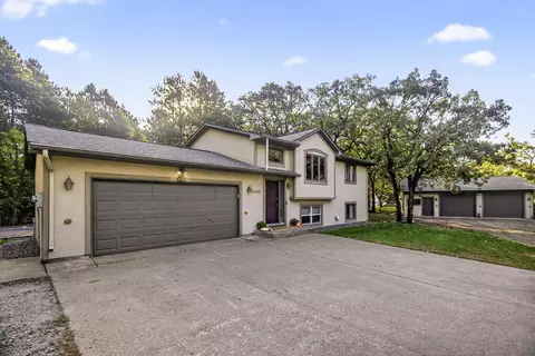 26483 W Timberhill Rd, Zimmerman, MN 55398