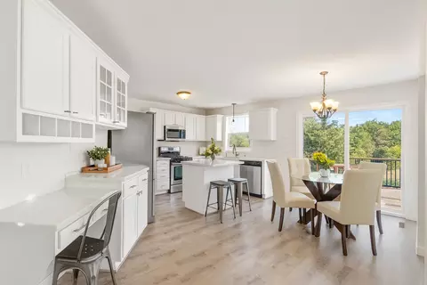 9258 Tyne Ln, Inver Grove Heights, MN 55077