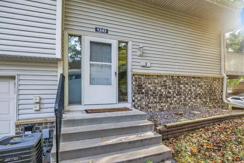 1243 Timbershore Ln, Eagan, MN 55123 photo 3