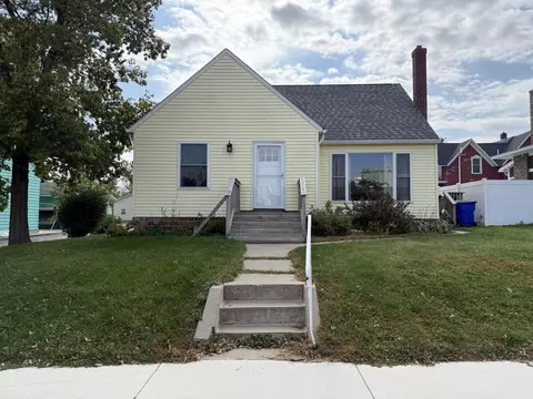 755 Chestnut St, Dawson, MN 56232