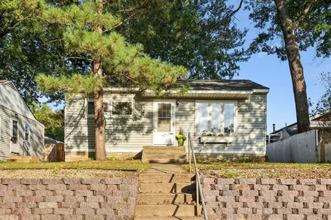 509 12th Ave NW, New Brighton, MN 55112