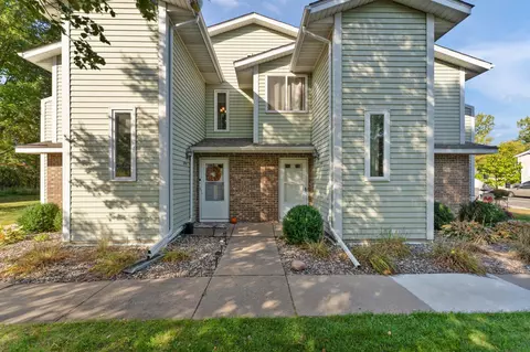 2474 Cobble Hill Alcove #A, Woodbury, MN 55125
