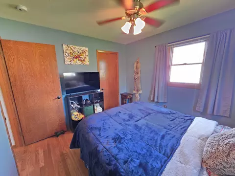 Bedroom - 445 6th St SW, Plainview, MN 55964 photo 10 of 10