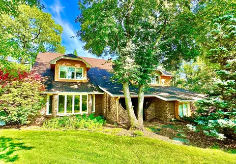 2717 Hidden Creek Ln, Wayzata, MN 55391