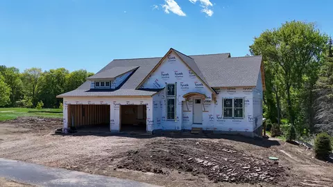 9598 Crestwood Ter, Eden Prairie, MN 55347