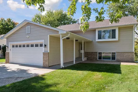3775 E Mineral Pond Blvd, Anoka, MN 55303