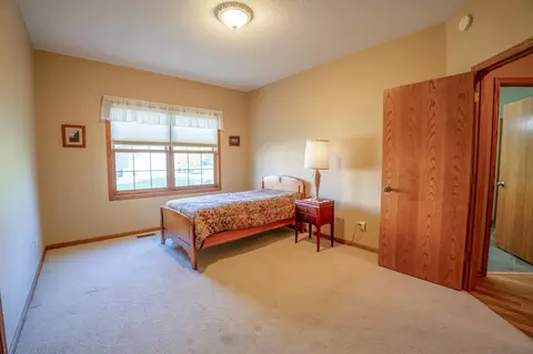 Bedroom - 2946 9th Ave SE, Willmar, MN 56201 photo 5 of 6