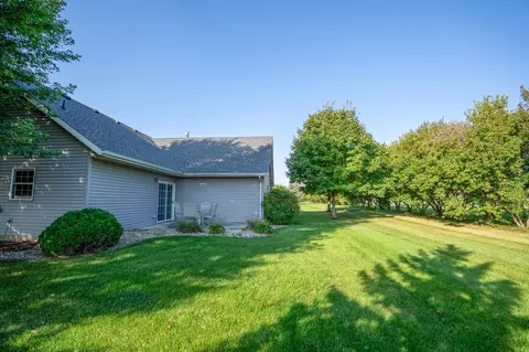 Exterior - 2946 9th Ave SE, Willmar, MN 56201 photo 9 of 10