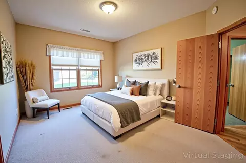 Bedroom - 2946 9th Ave SE, Willmar, MN 56201 photo 4 of 6