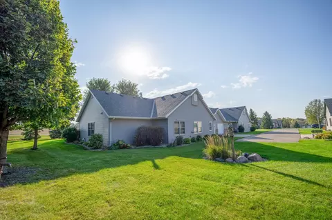 Exterior - 2946 9th Ave SE, Willmar, MN 56201 photo 3 of 10