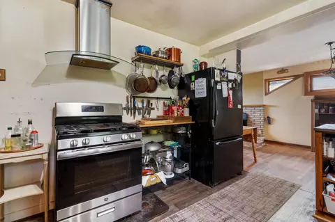 Kitchen - 441 Kenilworth Ave, Duluth, MN 55803 photo 3 of 3