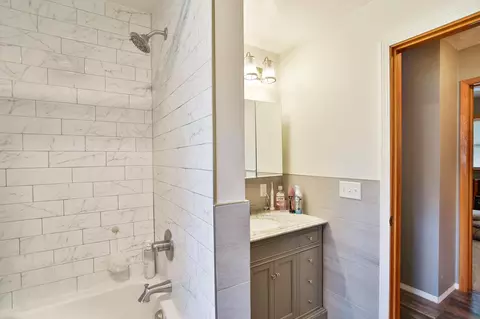 Bath - 1001 15th St SW, Austin, MN 55912 photo 2 of 2