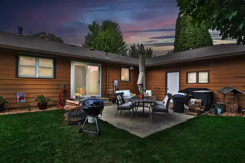 Exterior - 1001 15th St SW, Austin, MN 55912 photo 14 of 16
