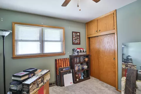 Bedroom - 1001 15th St SW, Austin, MN 55912 photo 4 of 4