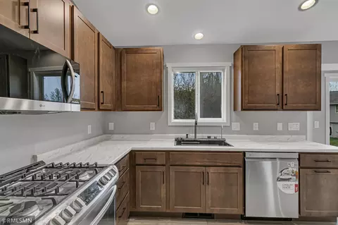 2302 Maple Ln, Buffalo, MN 55313 photo 8