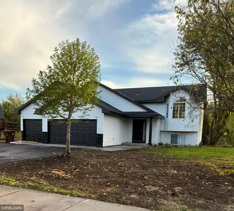 2302 Maple Ln, Buffalo, MN 55313 photo 3