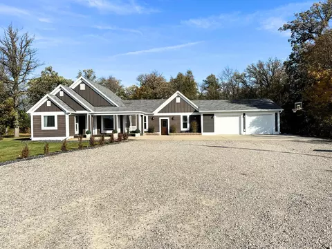 21522 380th St SE, Erskine, MN 56535