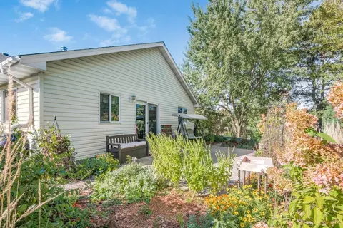 Exterior - 1047 3rd Ave NE, Milaca, MN 56353 photo 3 of 9