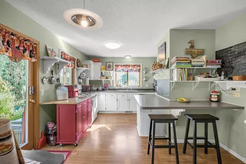 Kitchen - 1047 3rd Ave NE, Milaca, MN 56353 photo 2 of 5