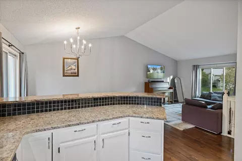 4125 Pennsylvania Ave, Eagan, MN 55123 photo 16