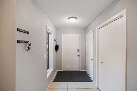 4125 Pennsylvania Ave, Eagan, MN 55123 photo 13