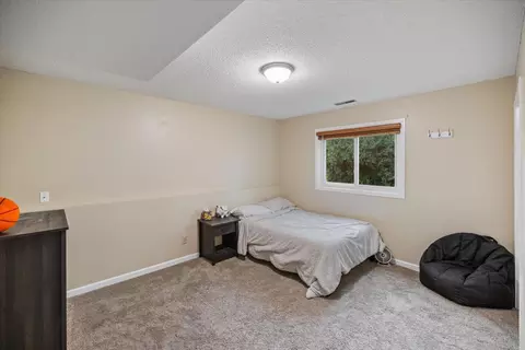 4125 Pennsylvania Ave, Eagan, MN 55123 photo 41