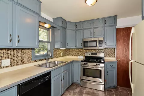 Kitchen - 3608 31st Ave N, Robbinsdale, MN 55422 photo 1 of 2