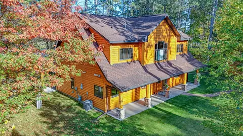 26350 River Rd, Cohasset, MN 55721