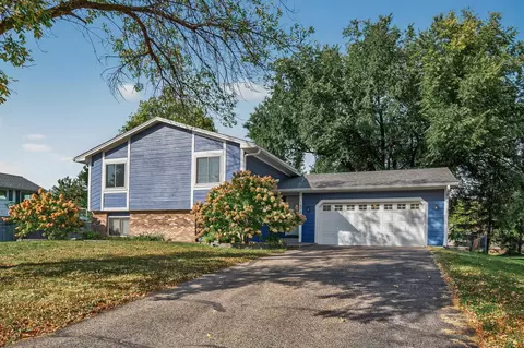 15720 49th Ave N, Plymouth, MN 55446