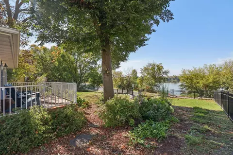 132 Summit Ave, Center City, MN 55012