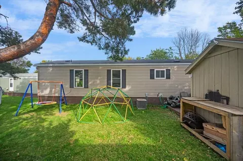 Exterior - 19 Holly Ln, Duluth, MN 55810 photo 5 of 6