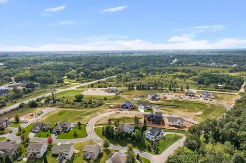 4944 Parkside Cir, Eagan, MN 55123 photo 29
