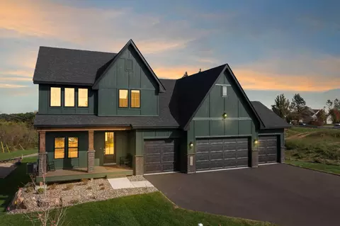 4944 Parkside Cir, Eagan, MN 55123