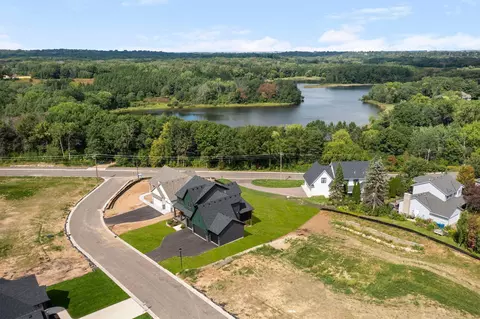 4944 Parkside Cir, Eagan, MN 55123 photo 31