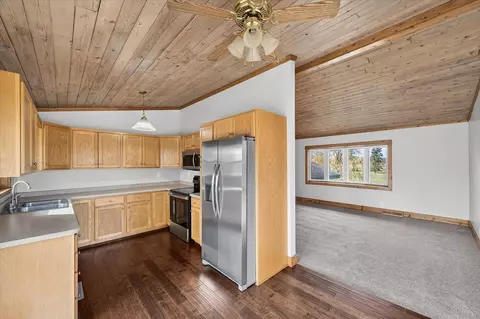 9233 140th St, Milaca, MN 56353 photo 23