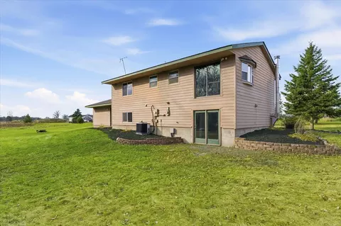 9233 140th St, Milaca, MN 56353 photo 18